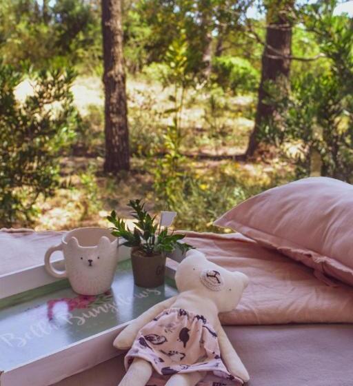 Бунгало Стандарт Вид на Сад, Bella Bungalows