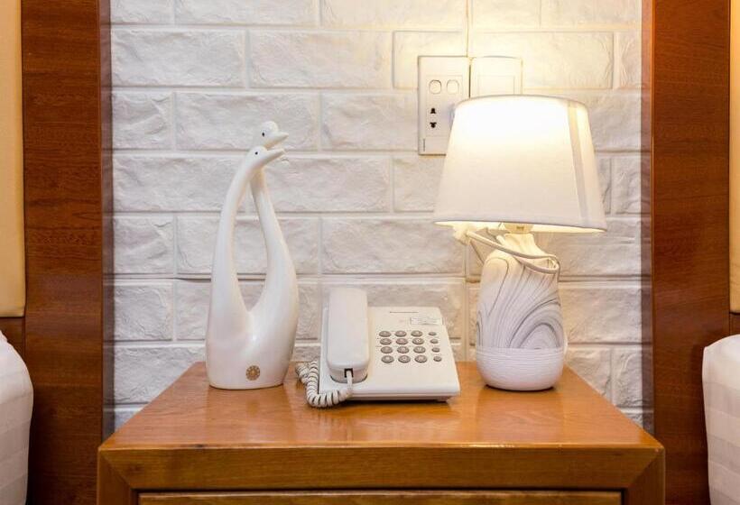 اتاق اجرایی سه نفره, Vilion Boutique Hotel Ben Thanh
