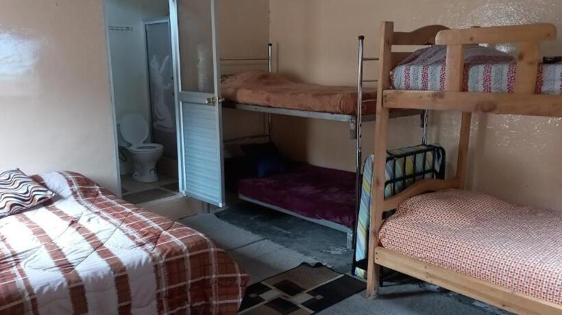 اتاق خانوادگی, Montano Camping & Hostel