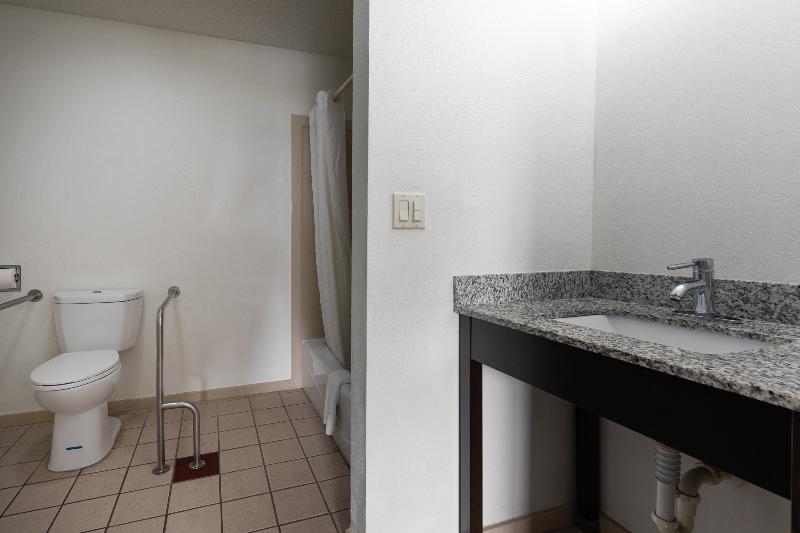 غرفة قياسية سرير كينج, Deridder Hwy 171 North