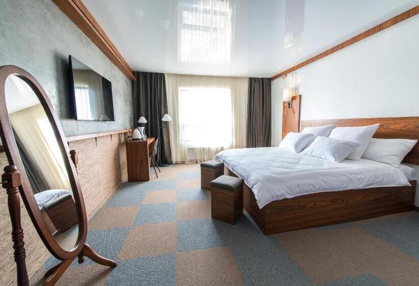 اتاق سوپریور, Inn Ozz