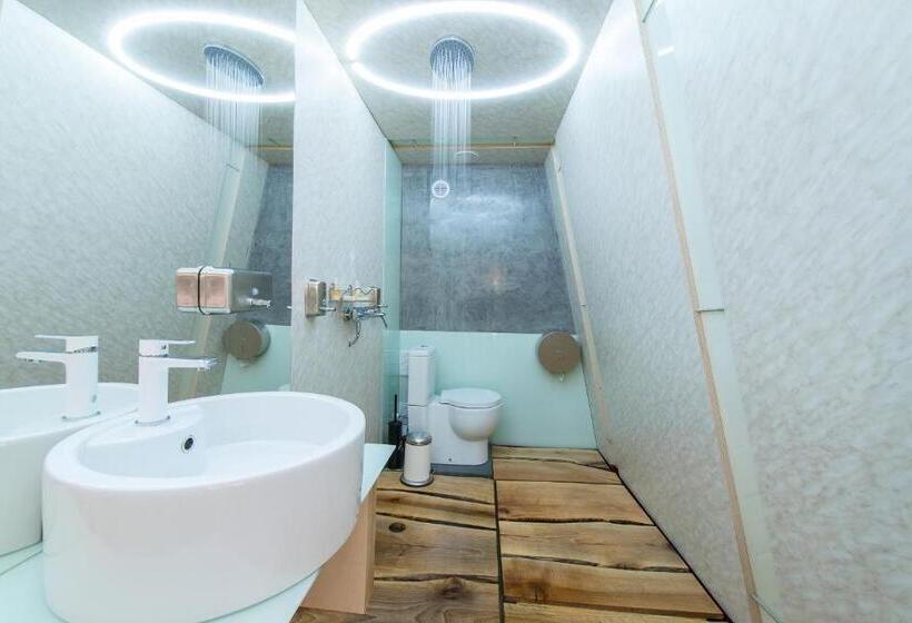 آپارتمان 1 خوابه, Inn Ozz