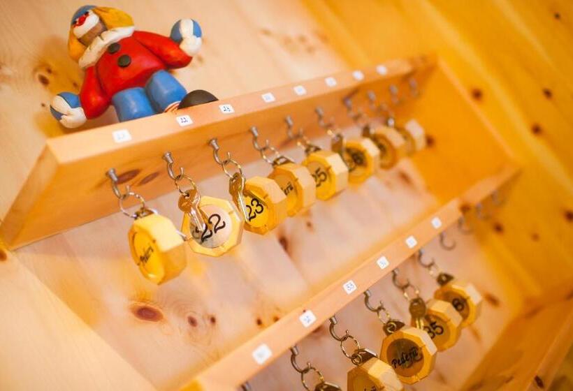 Habitació Quàdruple Estàndard, Pederü