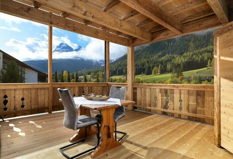 דירת חדר, Apartments Riega