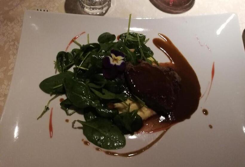 דירת שני חדרים, Apartments Riega