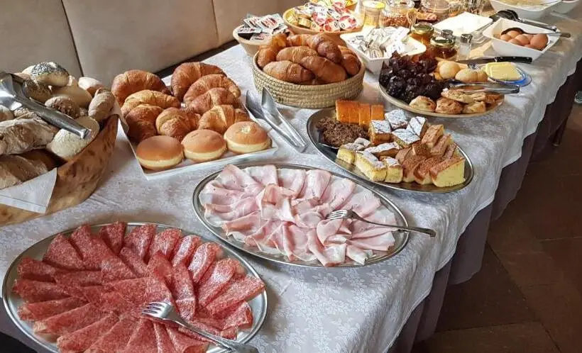 Standard Kolmen Hengen Huone Parveke, Apartments Riega
