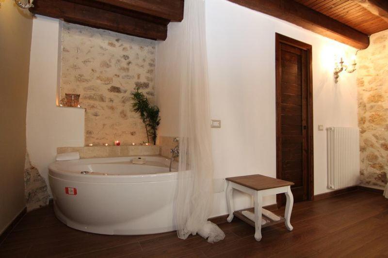 Полулюкс, Agriturismo Cashmere