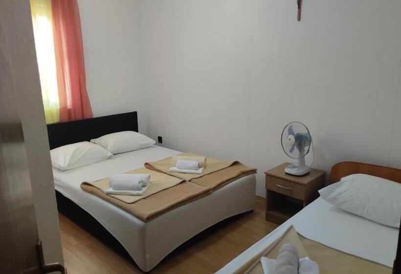 اتاق استاندارد, Pansion Danijel