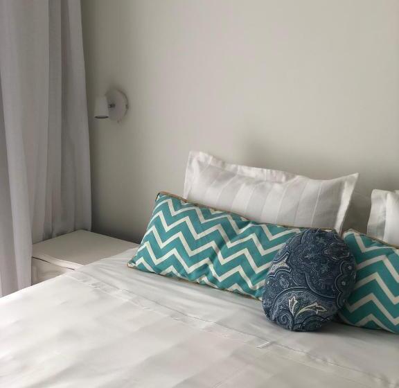 스탠다드 룸, Del Mar