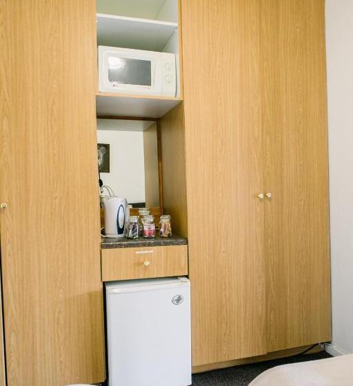 패밀리 룸, Pennylane Guest House