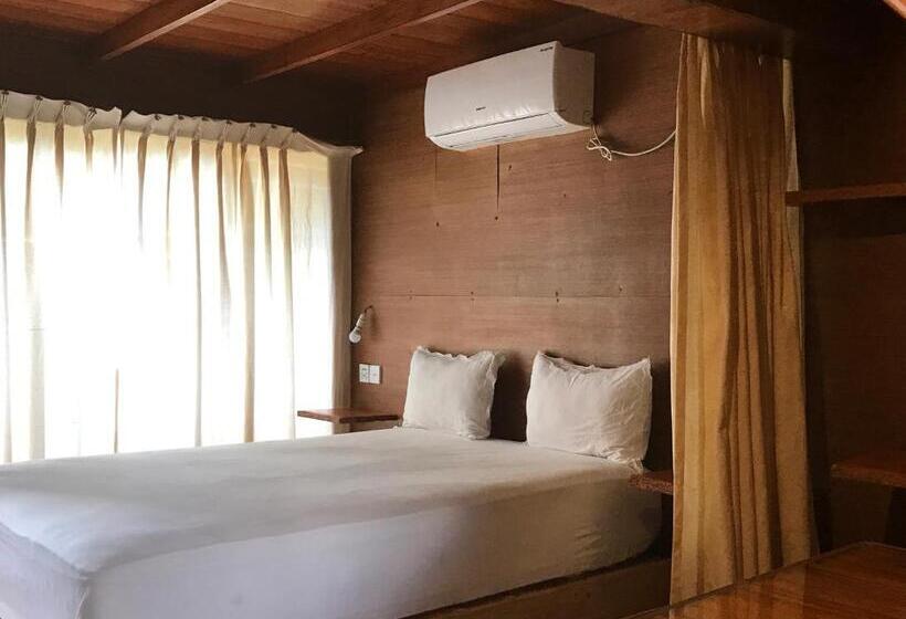 バルコニー付きスタンダードルーム, Cottage 2010