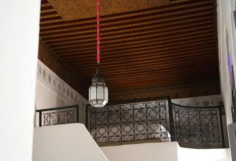 سوییت خانوادگی, Riad Yamcha