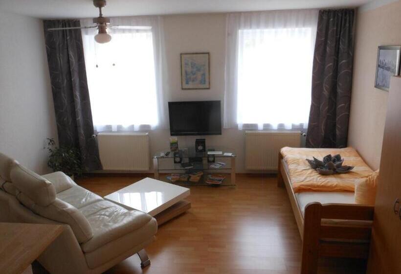 标准工作室, Pension Am Werder