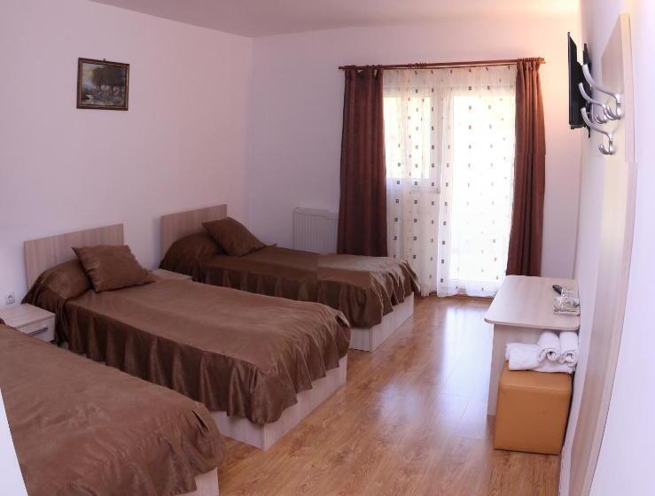 スタンダードトリプルルーム, Pensiunea Gaby