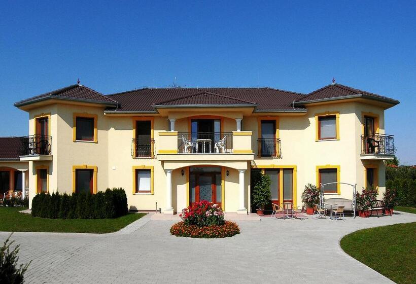 带阳台两卧公寓, Apartmány Family Veľký Meder