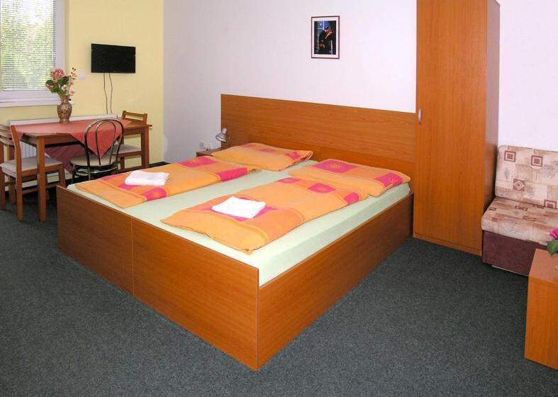 标准工作室带阳台, Apartmány Family Veľký Meder