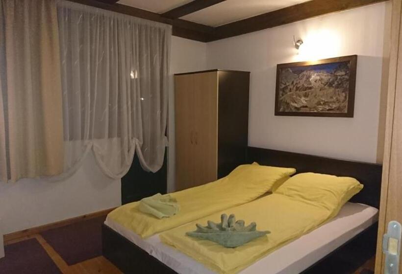 غرفة ديلوكس مزودة بشرفة, Oasis Guest House