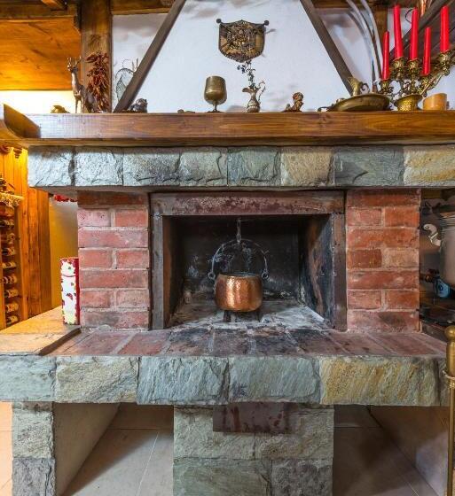 Семейный Номер, Oasis Guest House