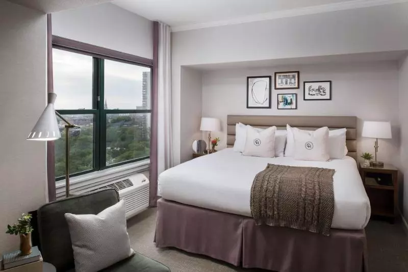 キングサイズベッドのデラックスルーム, Claridge House