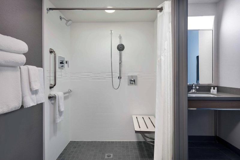 Стандартный Номер Кровать Кинг, Courtyard Austin South