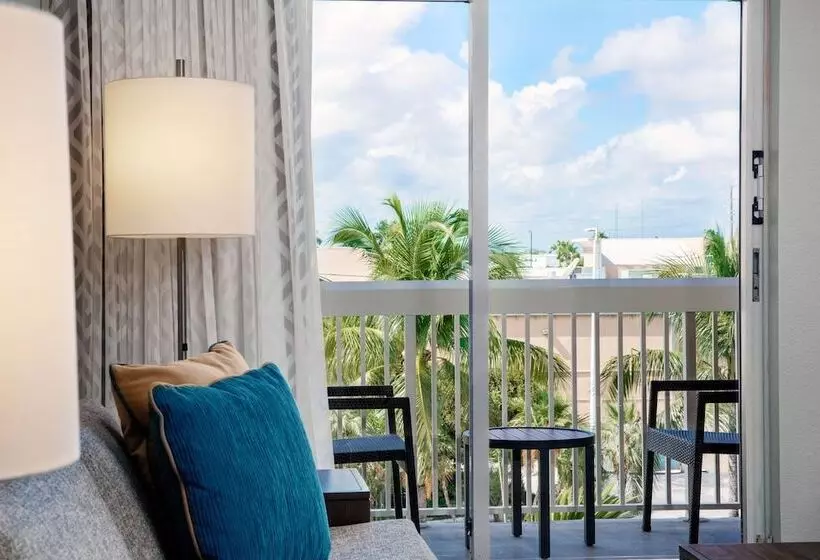 スイート, Courtyard By Marriott Miami Aventura Mall