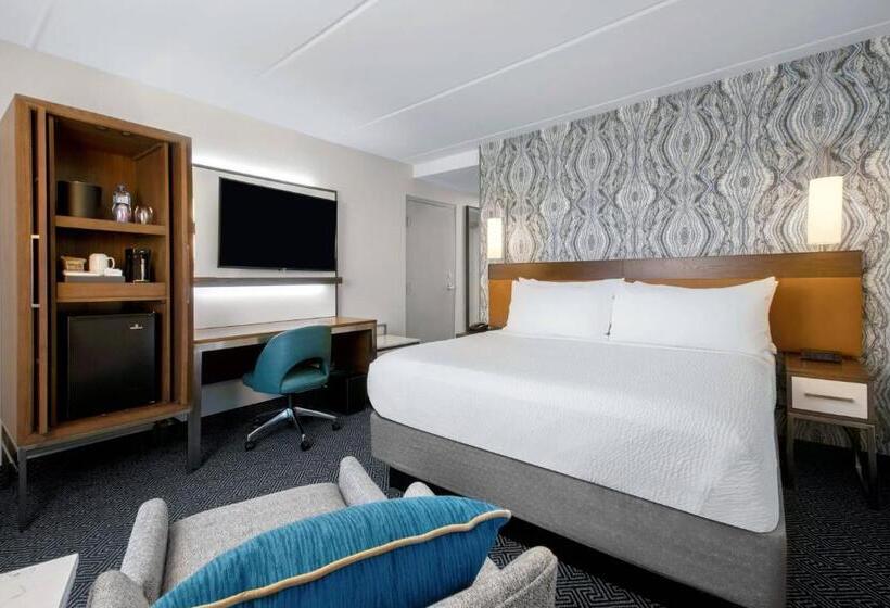 חדר סטנדרט עם מיטת קינג, Courtyard By Marriott Miami Aventura Mall