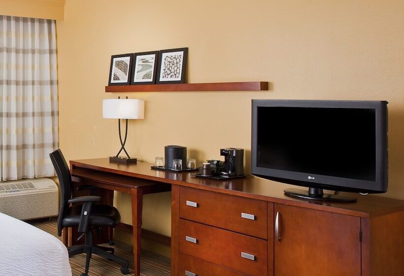 Номер Стандарт Двуспальная Кровать, Courtyard By Marriott Orlando Airport