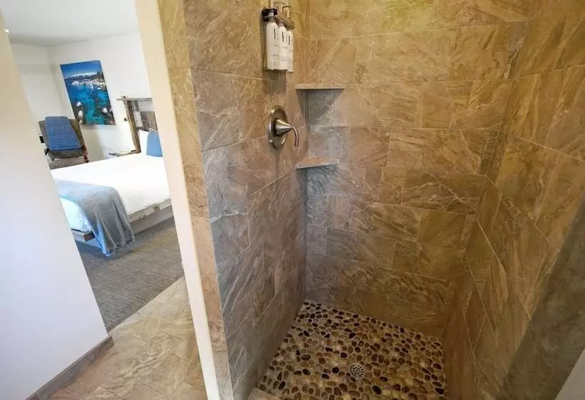 استودیوی لوکس, Tahoe Vistana Inn