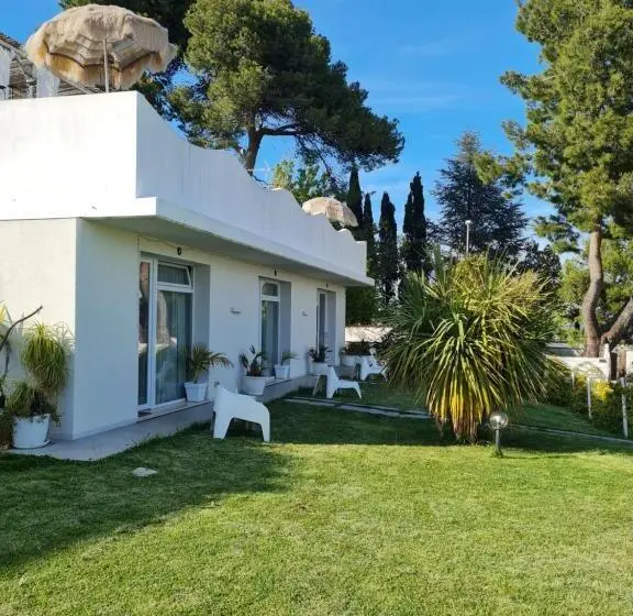 Juniorsviitti Merinäkymä, Villa Tropical