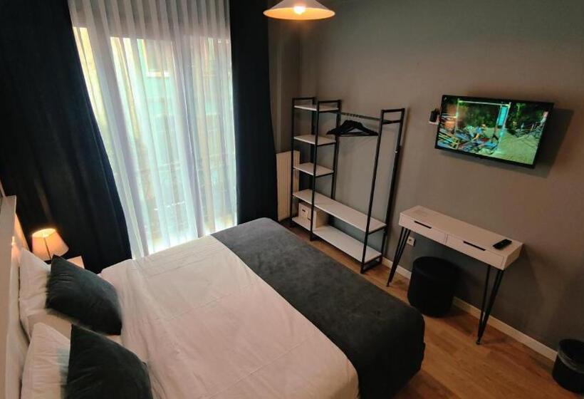 バルコニー付きデラックスルーム, Utarit Taksim