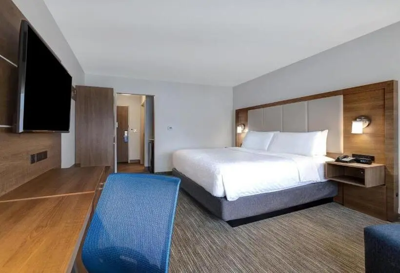 キングサイズベッドのエクゼクティブルーム, Holiday Inn Express & Suites   Ann Arbor   University South, An Ihg
