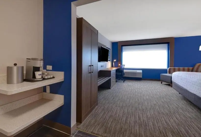 身障者適用キングサイズベッドルーム, Holiday Inn Express & Suites   Ann Arbor   University South, An Ihg