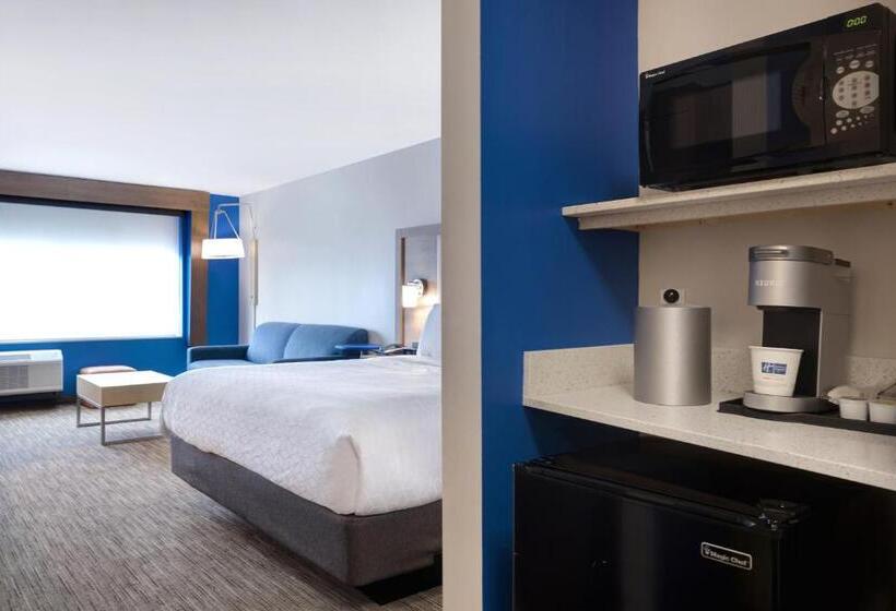 适合残疾人士使用的带超级大床的标准间, Holiday Inn Express & Suites   Ann Arbor   University South, An Ihg