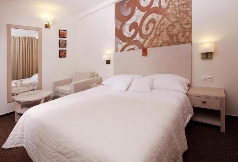 اتاق استاندارد, Slamený Dom & Spa