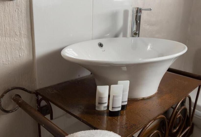 ファミリールーム, Mont D Or Monte Bello Estate