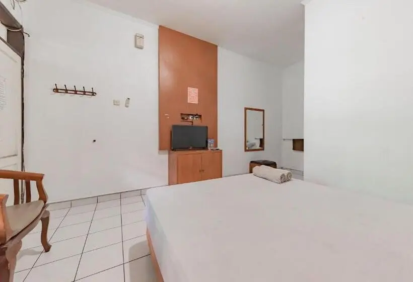 デラックスルーム, Urbanview Hotel Pondok Kurnia Cijagra Bandung By Reddoorz