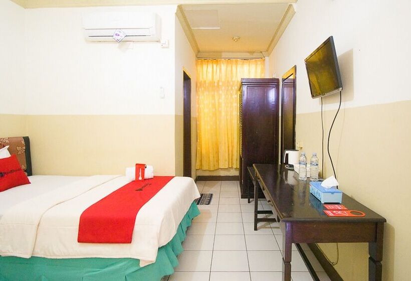 חדר סטנדרט, Reddoorz Plus Near Pelabuhan Bitung