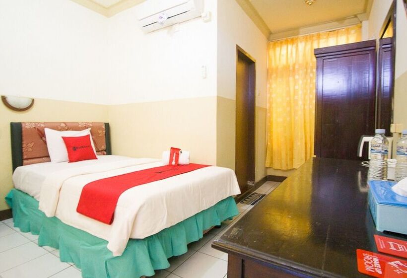 חדר סטנדרט, Reddoorz Plus Near Pelabuhan Bitung