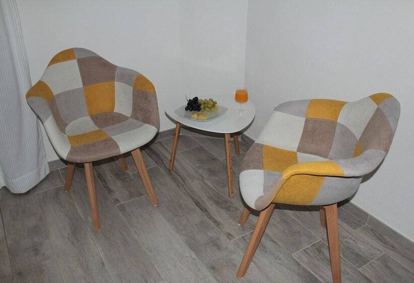 חדר סופריור, Regia