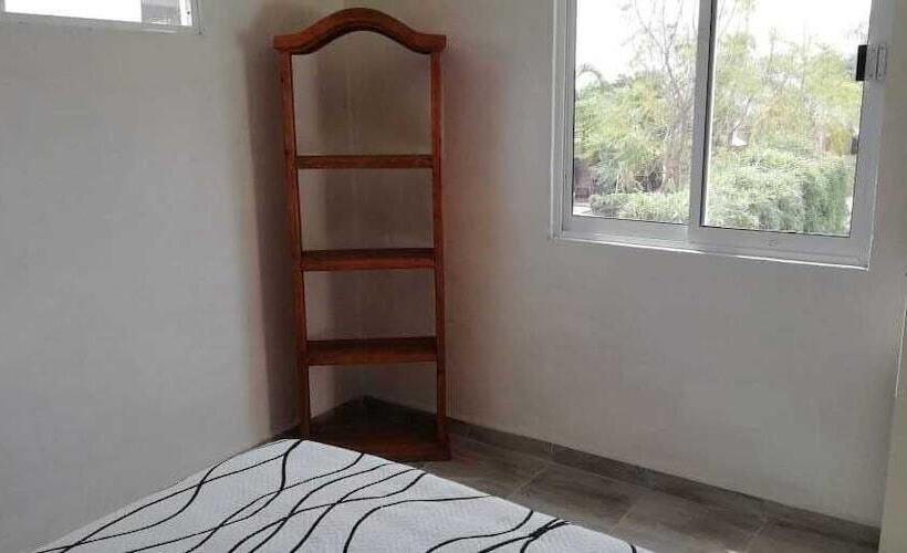 标准间, Tepehuakan