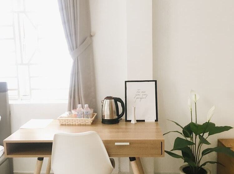 اتاق سوپریور, Hello Saigon Homestay