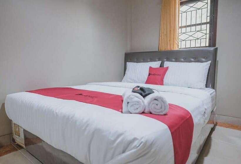 스탠다드 룸, Reddoorz Syariah Near Jamtos Jambi 2