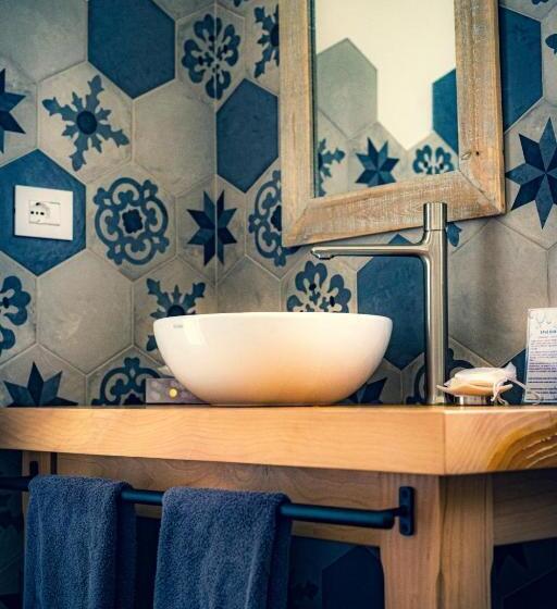 ガーデンビューデラックスルーム, Al Tirabusòn Country House