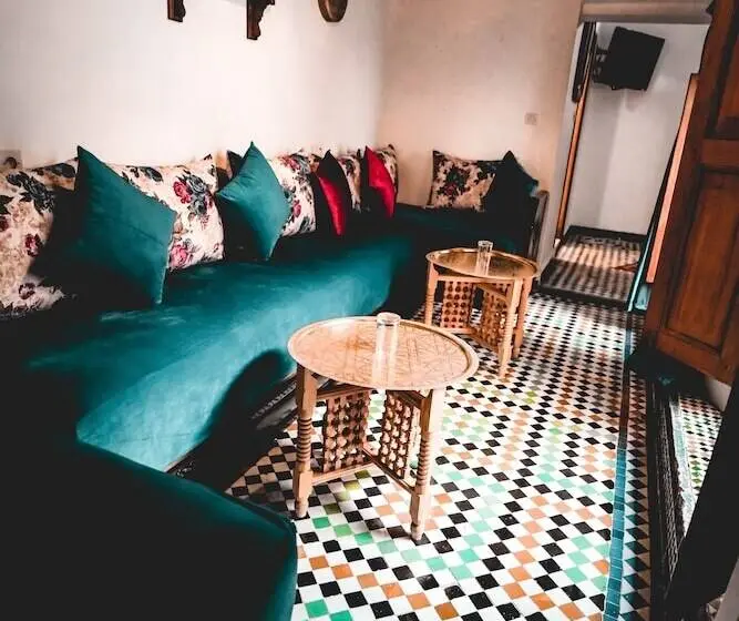 スイート, Riad Rasia