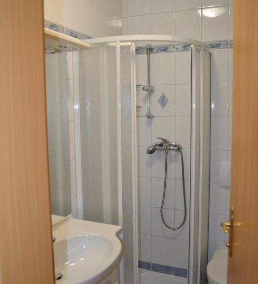 غرفة قياسية فردية, Zimmervermietung Fasching