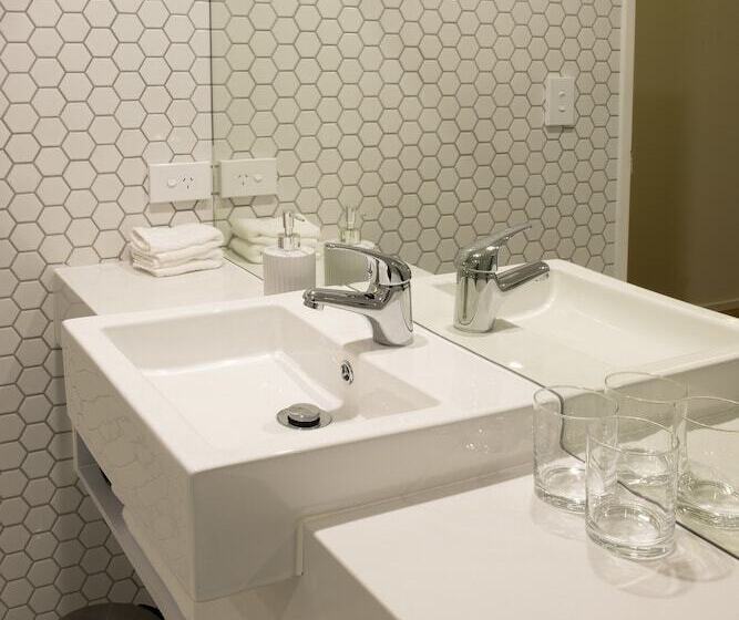 デラックスルーム, V Motel