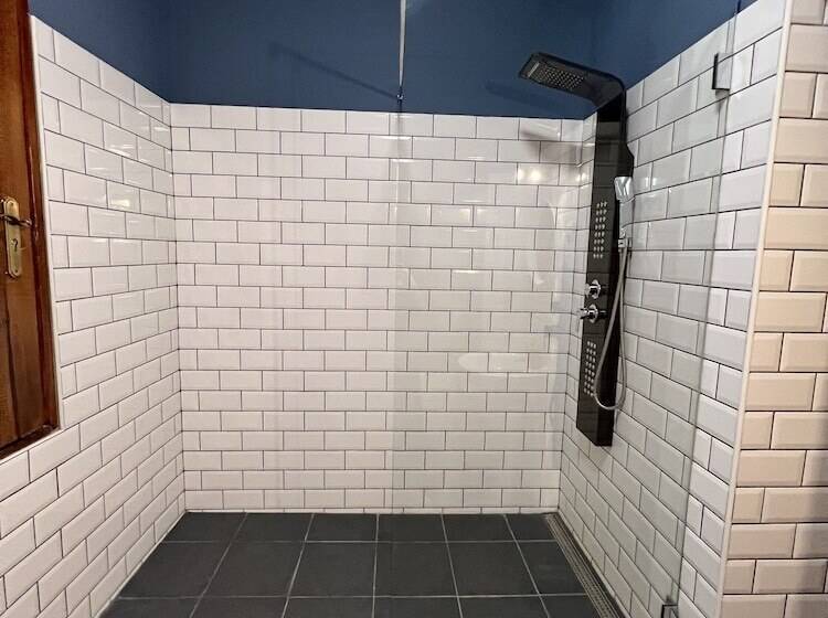 חדר סטנדרט לארבעה, Lanskyrooms