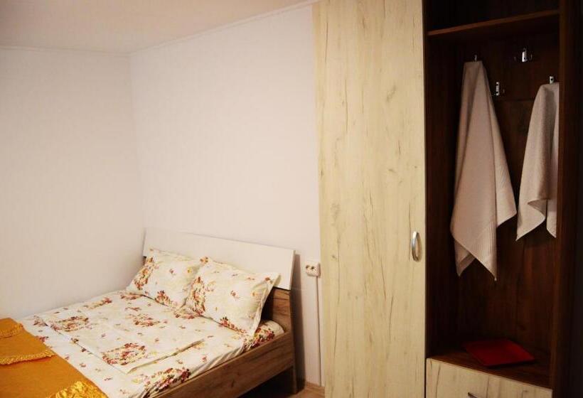 Номер Стандарт, Pensiunea Florian