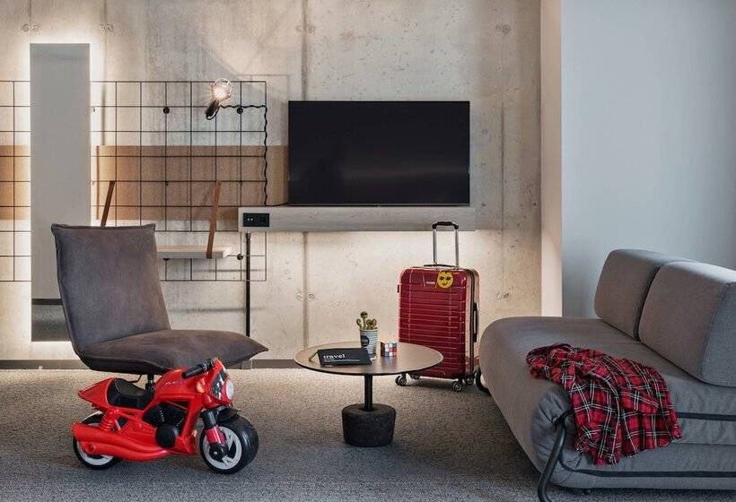 Семейный Номер, Moxy Munich Ostbahnhof