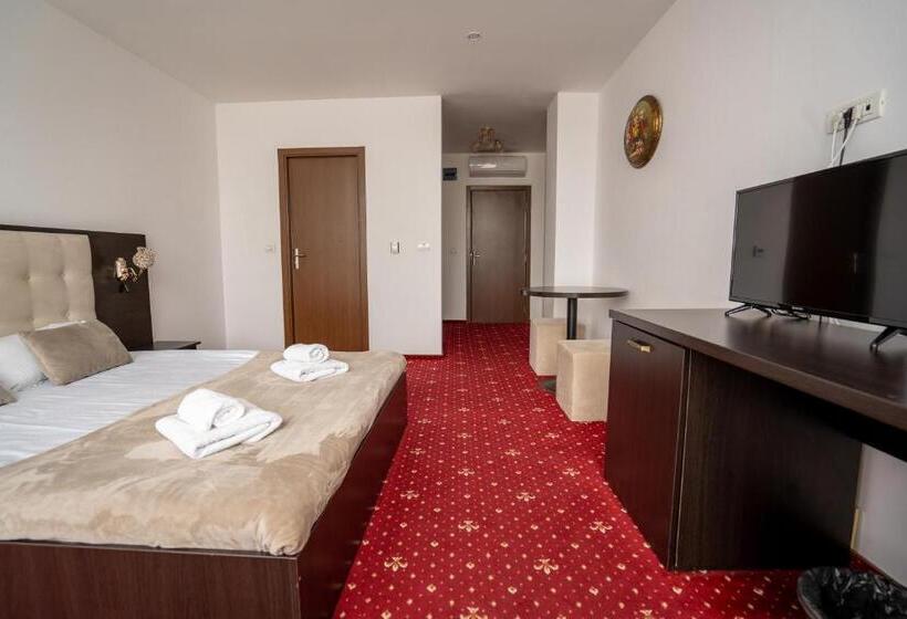 Camera Standard, N Residence